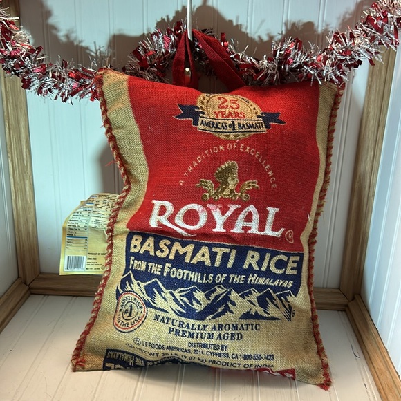 ROYAL 20 lb. Basmati Rice Bag, from the foothills of the Himalayas, with zipper. - Picture 3 of 6